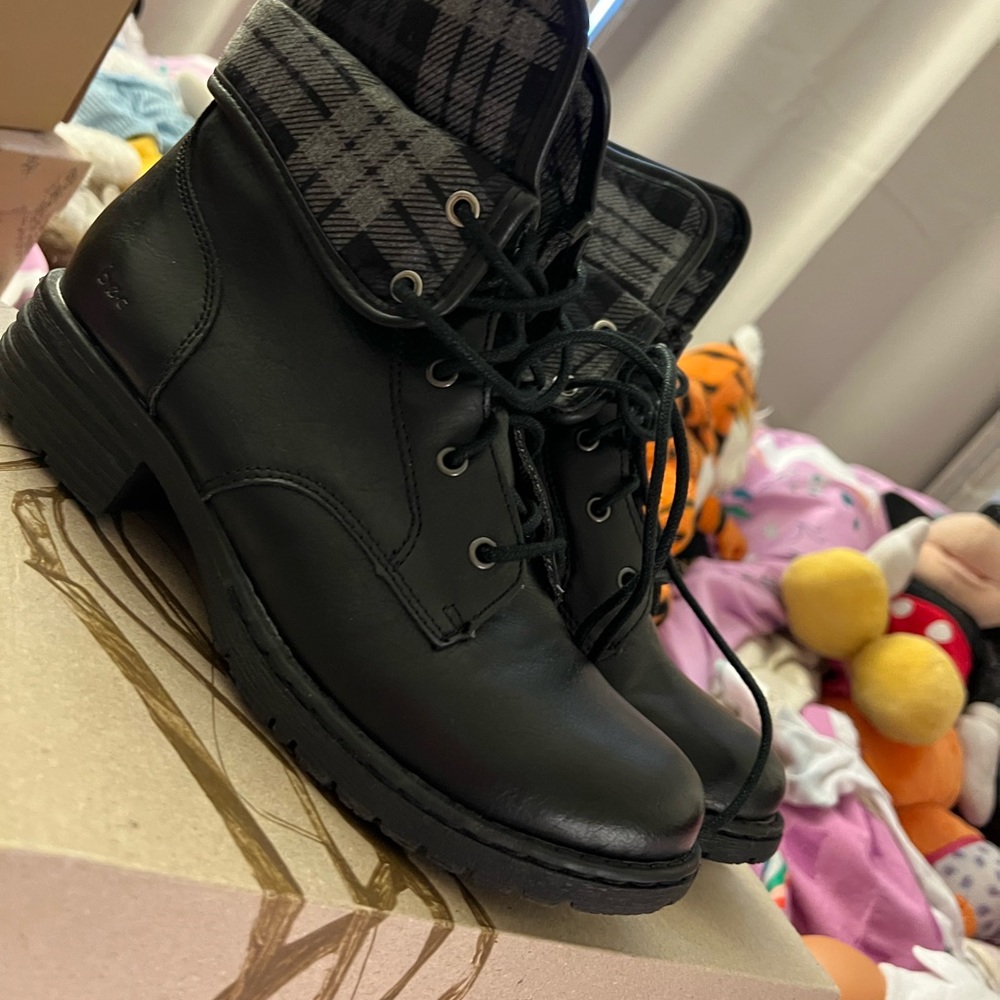 BOC Meadow Bootie Sz 7.5